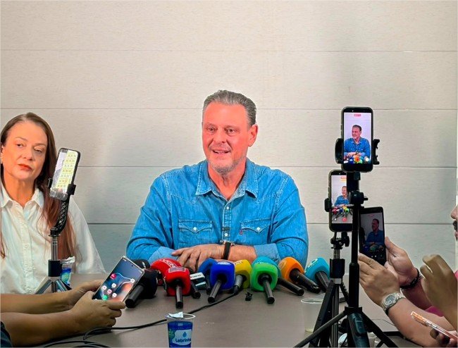 Fávaro aciona Justiça Eleitoral e denuncia campanha difamatória