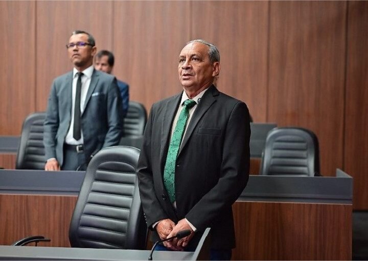Lemes pressiona Abilio e condiciona apoio a Paula Calil a investimentos no Serra Dourada