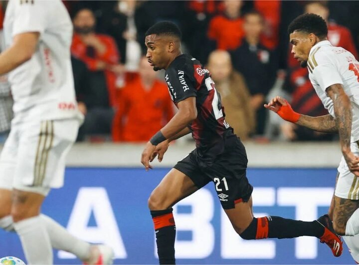 Athletico aproveita as falhas do Internacional e vence mais uma