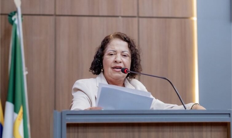 Lei de Baixinha Giraldelli valoriza docentes de Cuiabá com premiação “Professor Inovador”