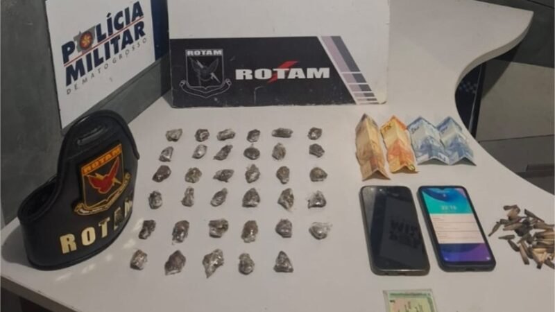 Rotam prende três homens suspeitos por tráfico e apreende 70 porções de maconha