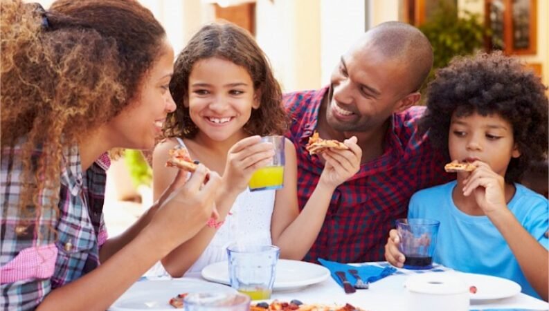 Férias de julho elevam expectativa de faturamento para maioria dos bares e restaurantes