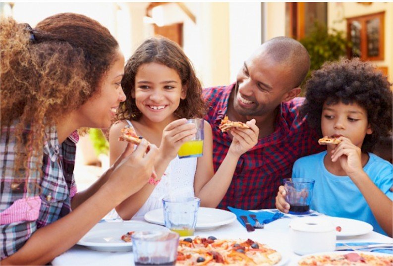 Férias de julho elevam expectativa de faturamento para maioria dos bares e restaurantes