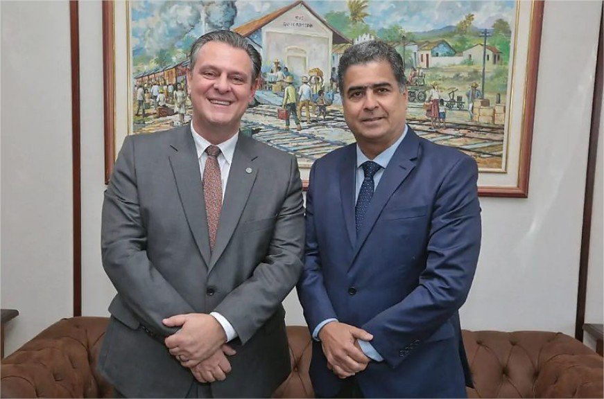 Fávaro confirma articulação de Emanuel Pinheiro para disputar governo; veja vídeo