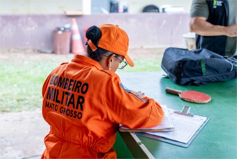 Força-tarefa fiscaliza clubes em Cuiabá para garantir segurança no período de férias escolares
