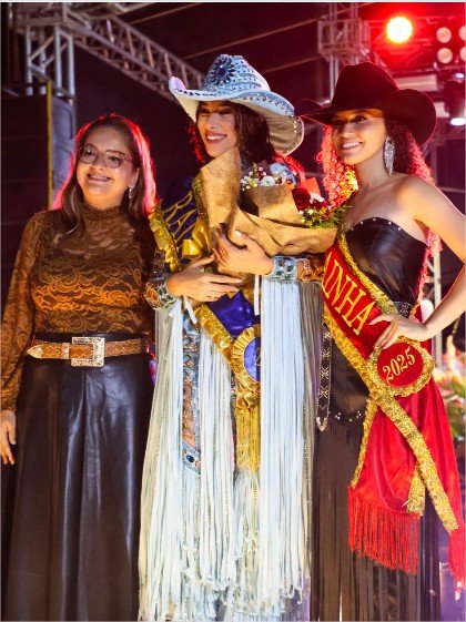 Baile da Rainha fortalece a força da mulher sertaneja na 6º EXPOLAM