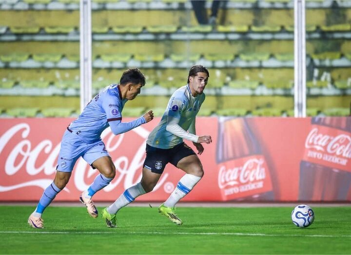 Bolívar vence o Grêmio em jogo movimentado pela Sul-Americana