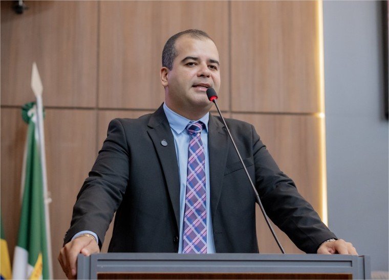 Câmara mantém veto parcial e projeto sobre prevenção contra bebidas adulteradas segue para sanção