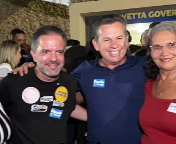 Com Pivetta e Mendes, milhares prestigiam lançamento da reeleição de Paulo Araújo
