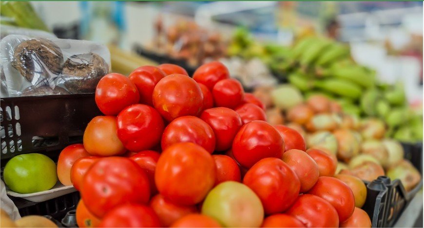 Cesta básica em Cuiabá cai abaixo de R$ 900 pela 1ª vez em 2 meses