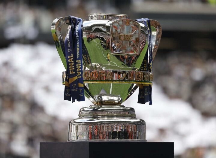CBF mira R$ 1 bilhão de arrecadação com Copa do Brasil e busca emissoras interessadas