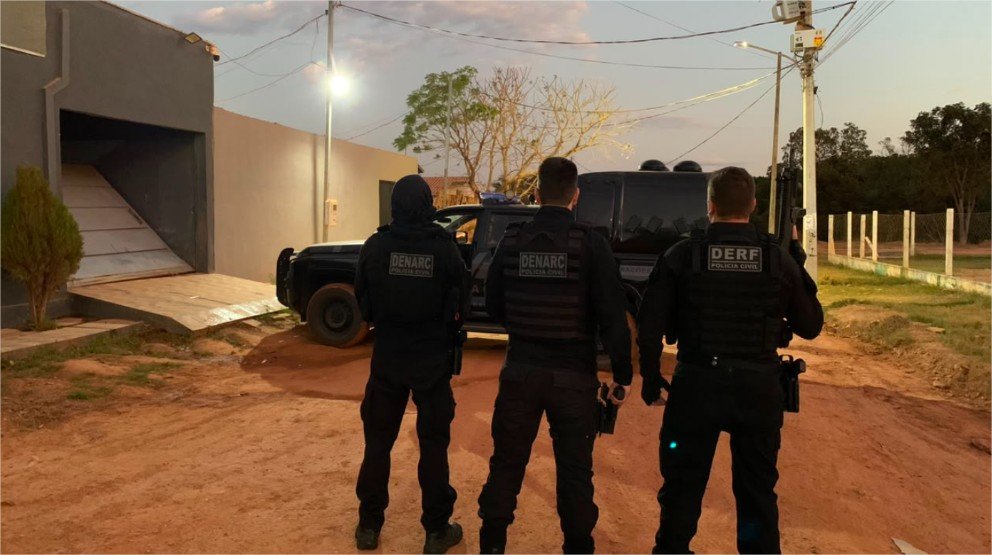 Polícia Civil deflagra operação contra grupo investigado por extorquir comerciantes em Nova Mutum