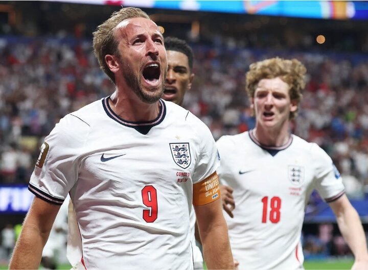 Kane brilha, Inglaterra vence RD Congo de virada e avança na Copa do Mundo