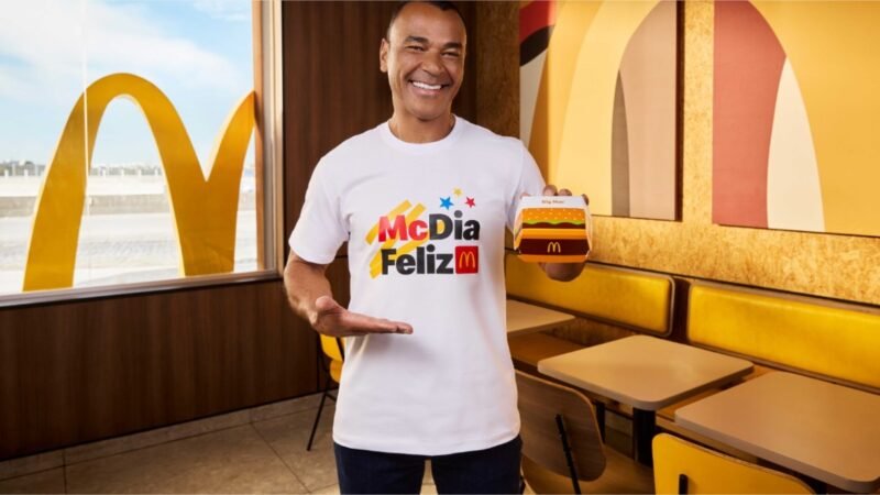 Cafu entra em campo como embaixador do McDia Feliz 2026