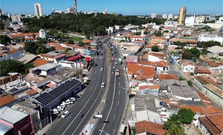 Com asfalto recuperado, corredor de 14 km do BRT entra na fase de acabamentos