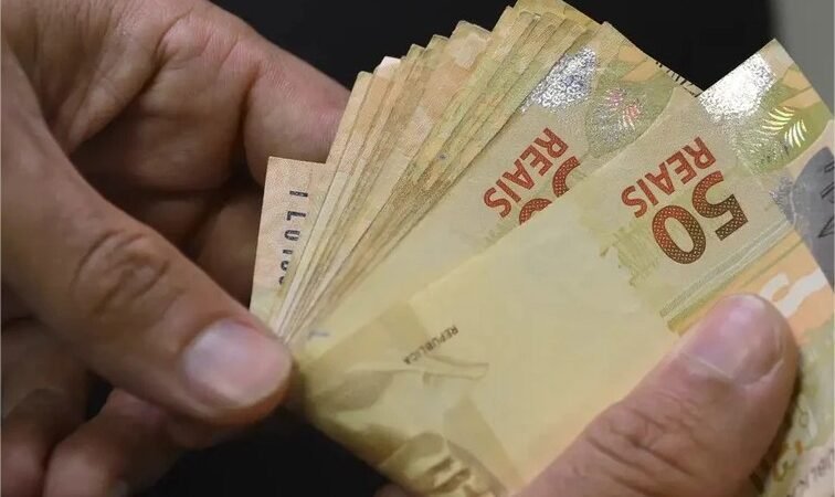Busca por crédito cresce 31,89% em maio, aponta CNDL/SPC Brasil