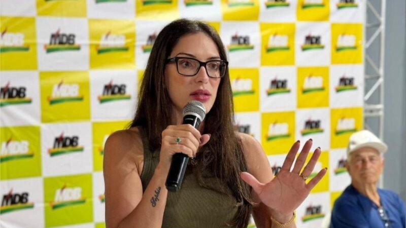 Janaina confirma reunião para negociar com Pivetta