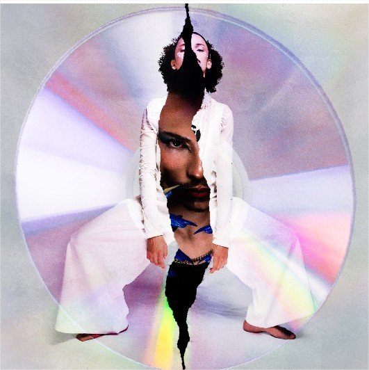Artista mato-grossense retrata vivências queer em música e lança EP sobre liberdade de existir