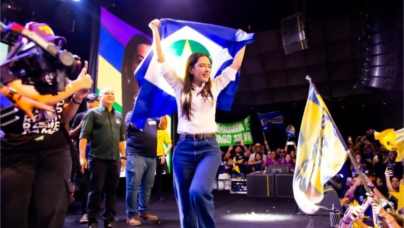 Pesquisa traz empate técnico ao Senado e Janaina se consolida na liderança