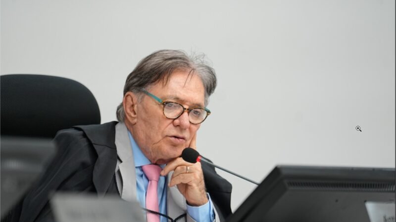TCE-MT mantém cautelar sobre compra de máquinas rodoviárias pelo Cidesat