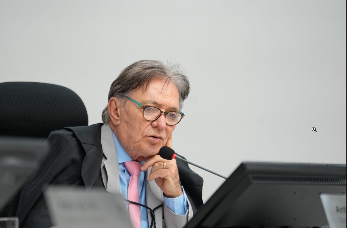 TCE-MT mantém cautelar sobre compra de máquinas rodoviárias pelo Cidesat