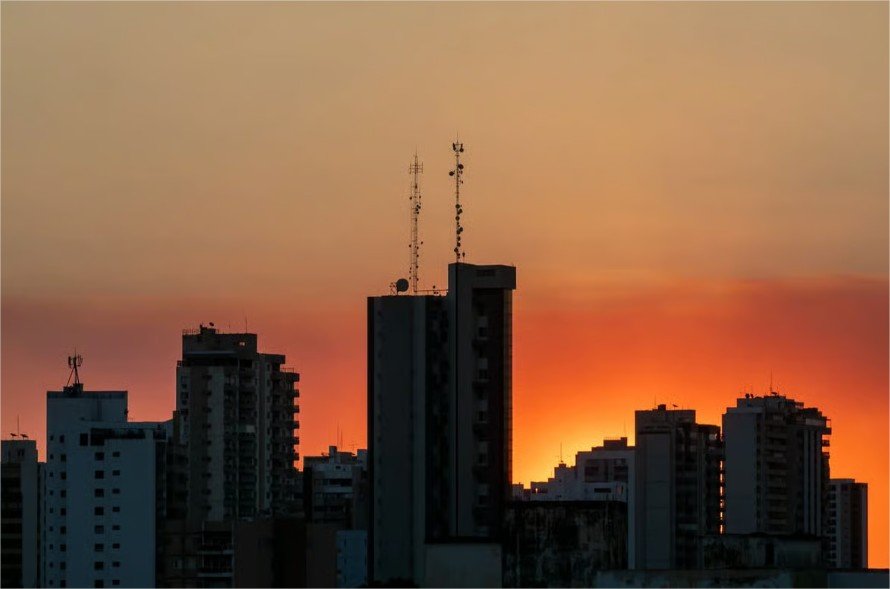 Calor extremo faz Prefeitura de Cuiabá mudar rotina de agentes de saúde