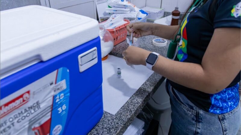 Cuiabá registra queda de 88,39% nos casos de Covid-19, enquanto influenza segue em alta