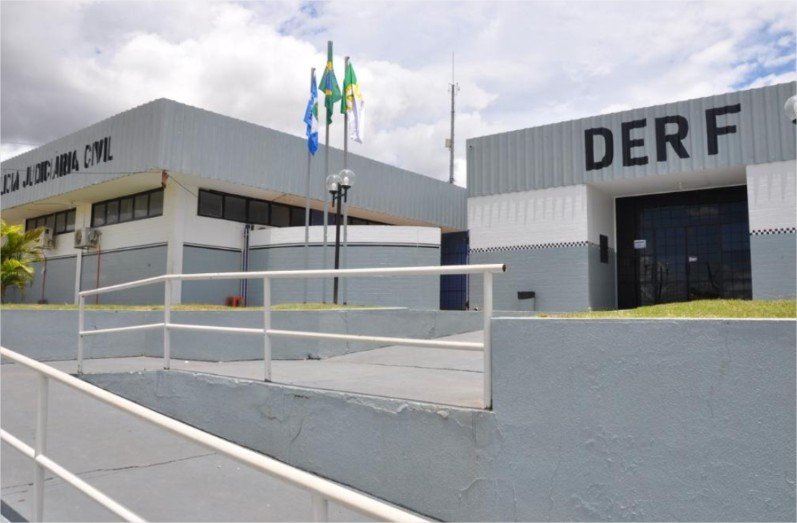 Polícia Civil mira ex-funcionária suspeita de desviar R$ 100 mil e aplicar golpes em pacientes