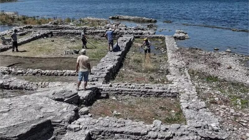 Igreja de 1,7 mil anos achada sob lago é associada a marco da história cristã