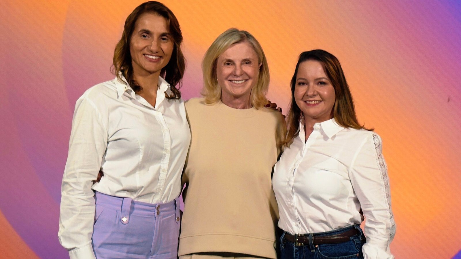 Margareth Buzetti apresenta única chapa integralmente feminina