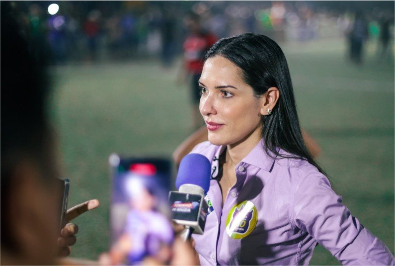 Janaina reforça compromisso com penas mais duras para pedófilos, estupradores e feminicidas