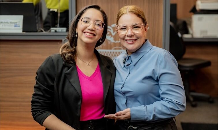A convite de Paula Calil, Maria Clara apresenta modelo de Educação Cristocêntrico e Clássico em Tribuna Livre