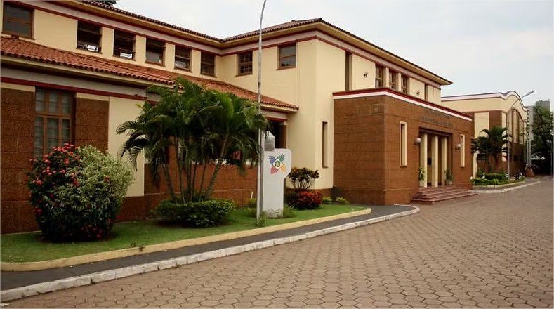 Reforma no Liceu Cuiabano muda local de votação de 1,6 mil eleitores