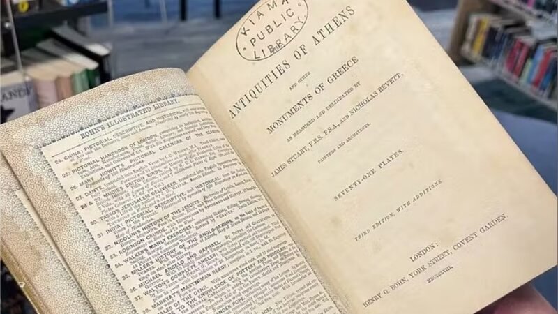 Homem retorna livro à biblioteca na Austrália com 150 anos de atraso; veja qual seria multa