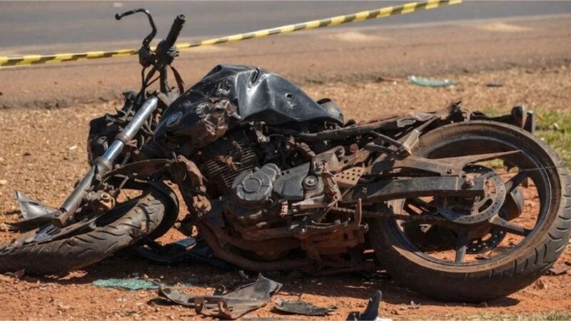 Acidente na BR-163 em Sorriso termina com motociclista morto e deixa dois feridos
