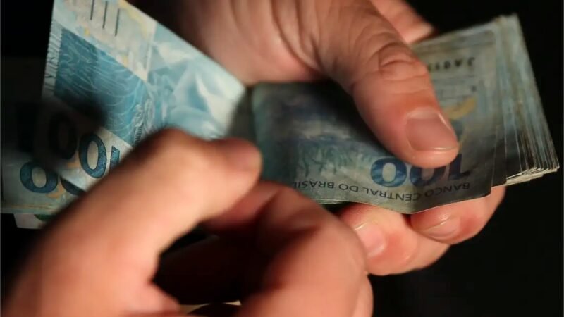 Dívida Pública sobe 0,22% em julho e supera R$ 9,2 trilhões