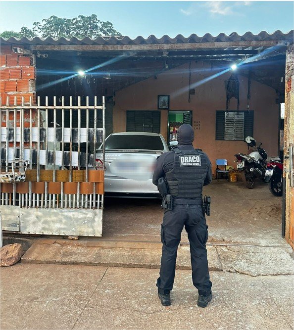 Polícia Civil cumpre prisão e busca contra investigado apontado como braço operacional de líder de facção
