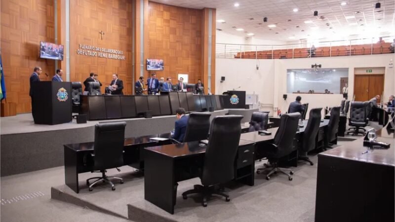 Assembleia Legislativa aprova 25 projetos de lei, seis deles voltados à saúde