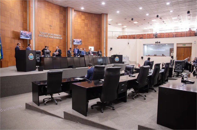 Assembleia Legislativa aprova 25 projetos de lei, seis deles voltados à saúde