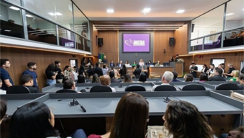 Procuradoria da Mulher da Câmara de Cuiabá realiza 22 atendimentos