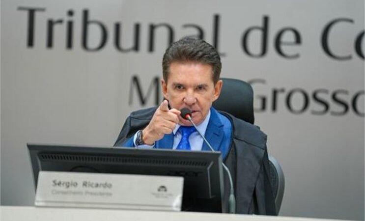 Sérgio Ricardo defende incentivo fiscal à indústria do cimento para garantir casa popular e estradas de qualidade