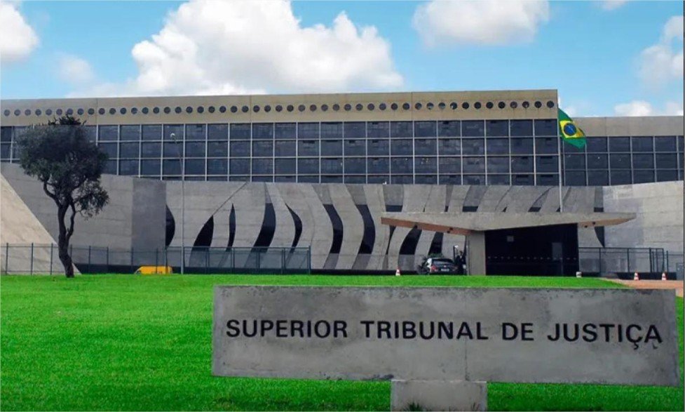 STJ aplica pena inédita para Marco Buzzi e mantém ministro afastado após crime