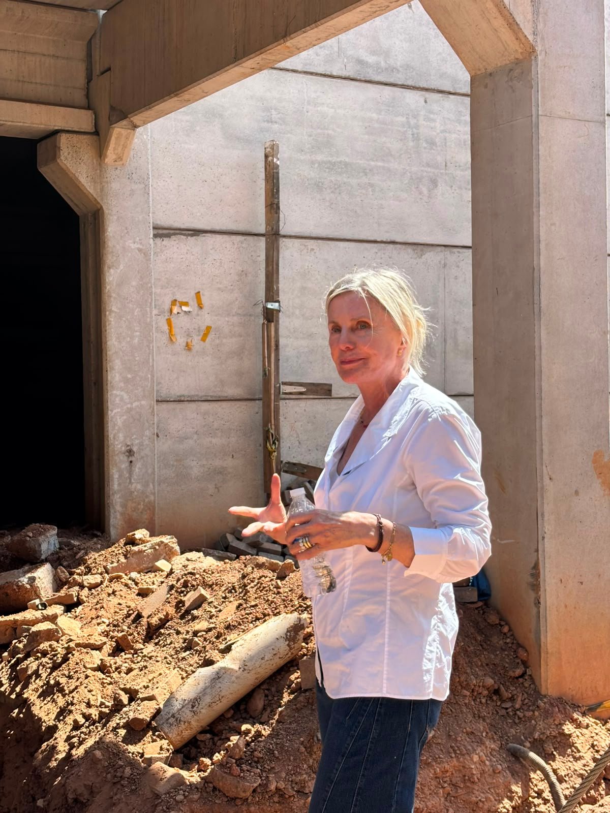 Margareth Buzetti destaca força do trabalho e defende política nacional de creches