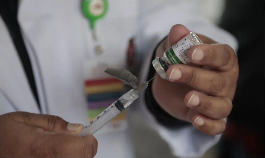 Com 14 mortes por gripe no ano, Cuiabá convoca grupos prioritários para vacinação