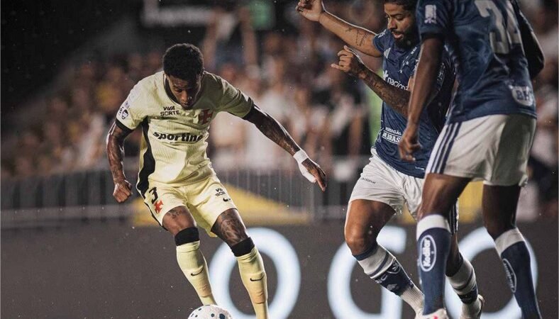 Vasco vence Cruzeiro, encerra jejum e deixa o Z4 do Brasileirão