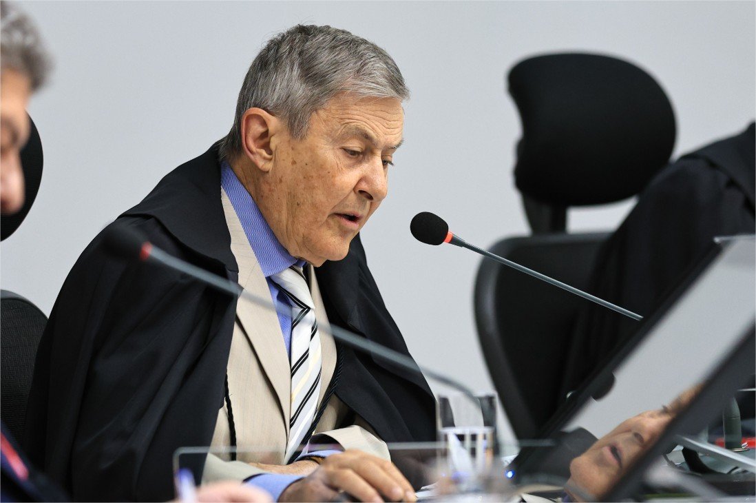 Decisão que suspende processo seletivo para diretor e coordenador das escolas de Cuiabá é homologada pelo Plenário