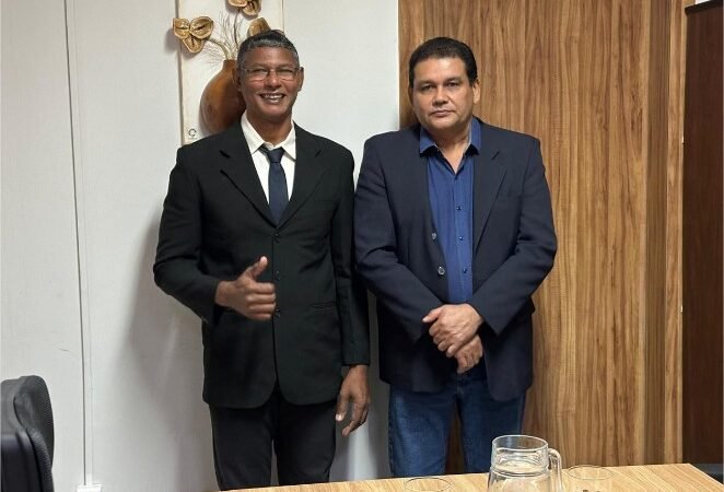 Wilson da Manga toma posse como vereador e passa a integrar Legislativo de Várzea Grande