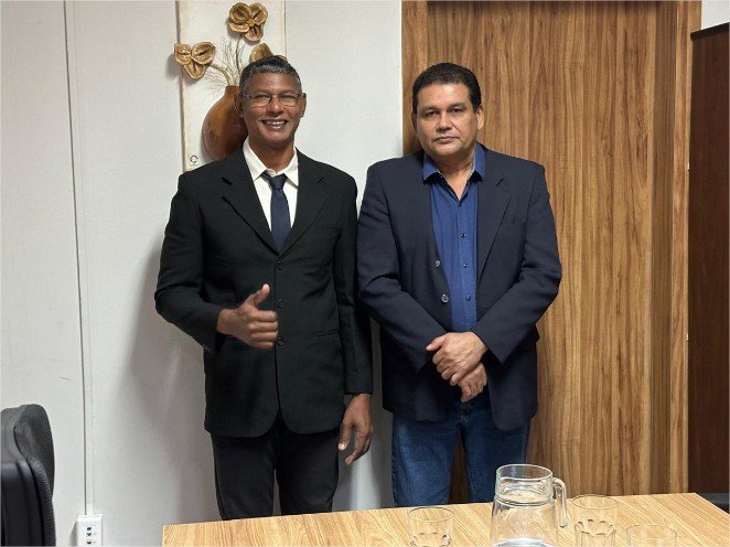 Wilson da Manga toma posse como vereador e passa a integrar Legislativo de Várzea Grande