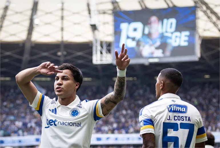 Em tarde de gols anulados, Bahia e Vasco ficam no empate pelo Brasileirão