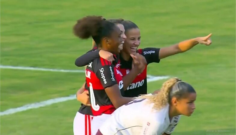 Brasileirão Feminino: Flamengo marca cedo e sai na frente nas quartas